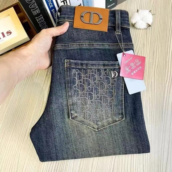 jeans - Picture 9 of 9